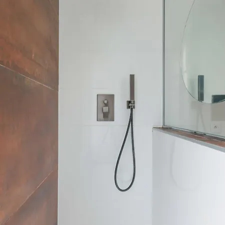 Charm And Serenity In This Modern Cocoon For 2 דירה פריז